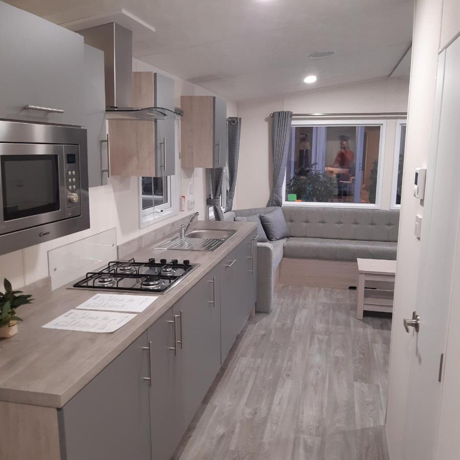 Weizicht Op Minicamping Hoogelande Chalet
